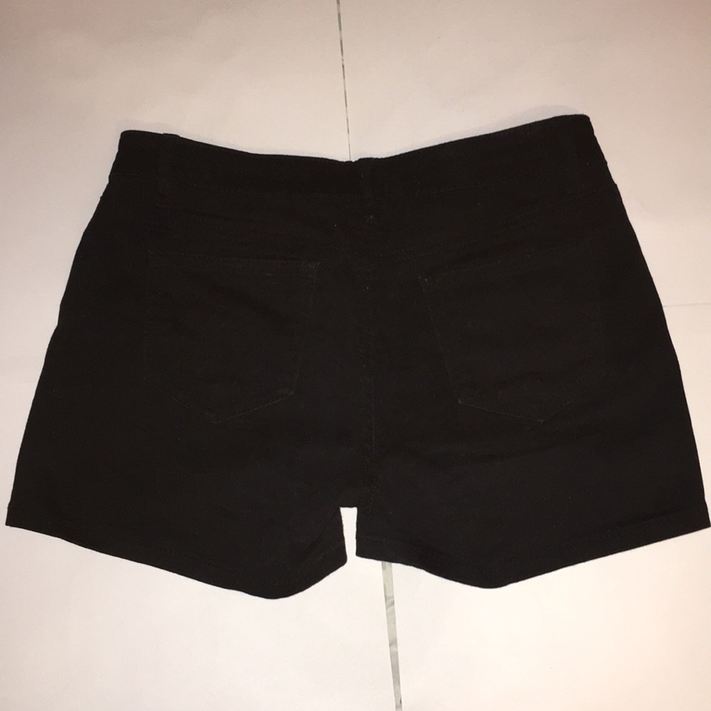 Shorts - Picture 2 of 2